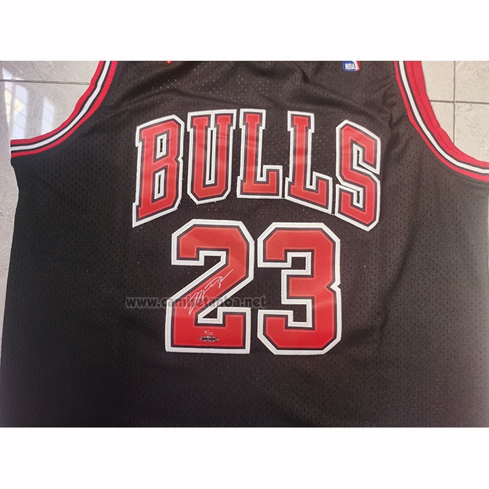 Camiseta Chicago Bulls Michael Jordan NO 23 Reload Mitchell & Ness 1997-98 Negro